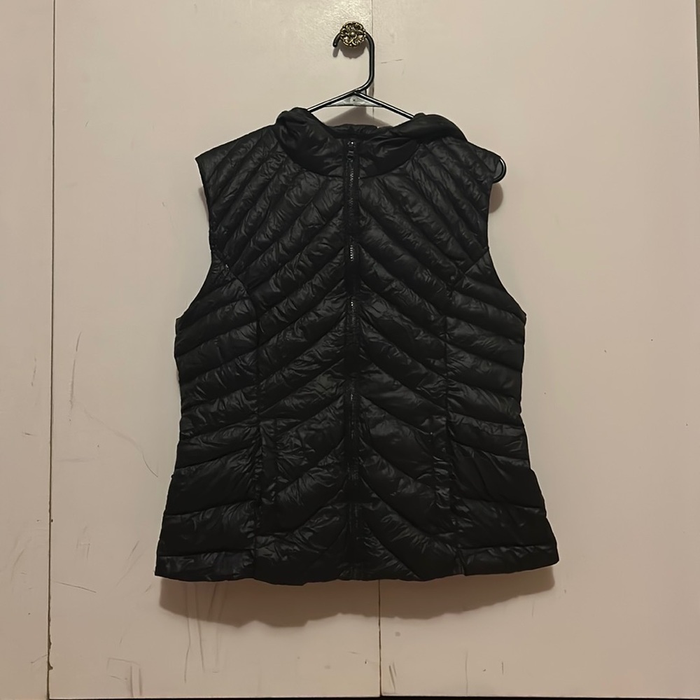 Be By Blanc Noir Down/Puffy Hooded Vest